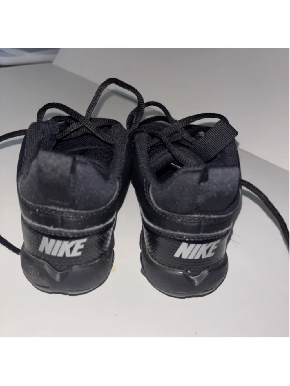 Nike Alpha Fast Flex Cleats Size 13c maybe worn twice!!! Super clean. Very nice